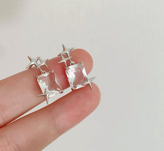 Star rhinestone earrings